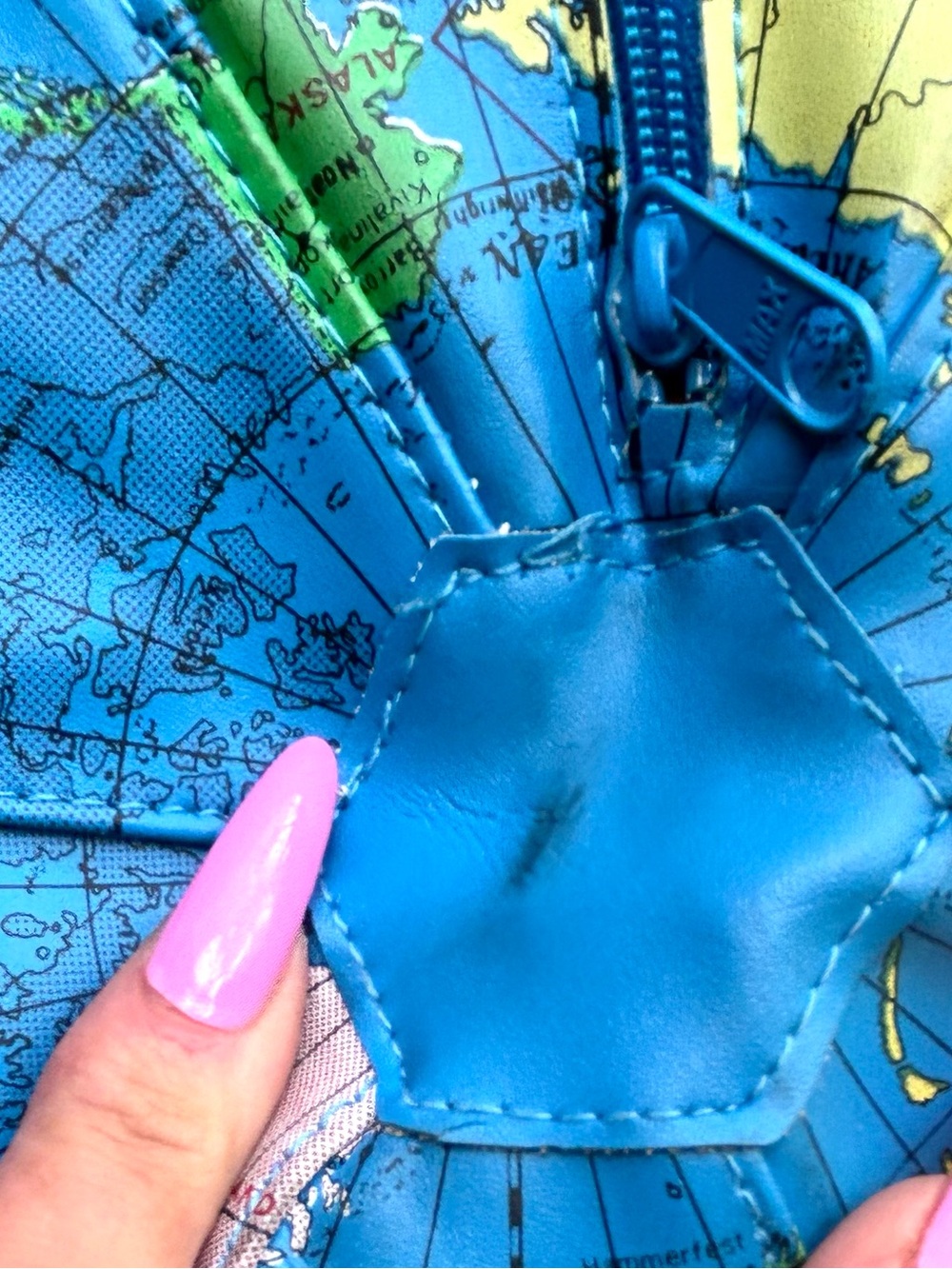 Blue Globe-Print Tote Bag - Women - Picture 5 of 6